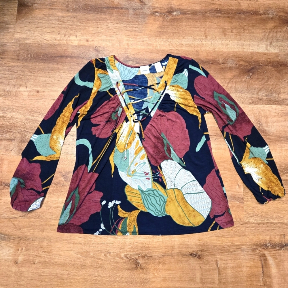 DayTrip Large Floral Long Sleeve Women's Top